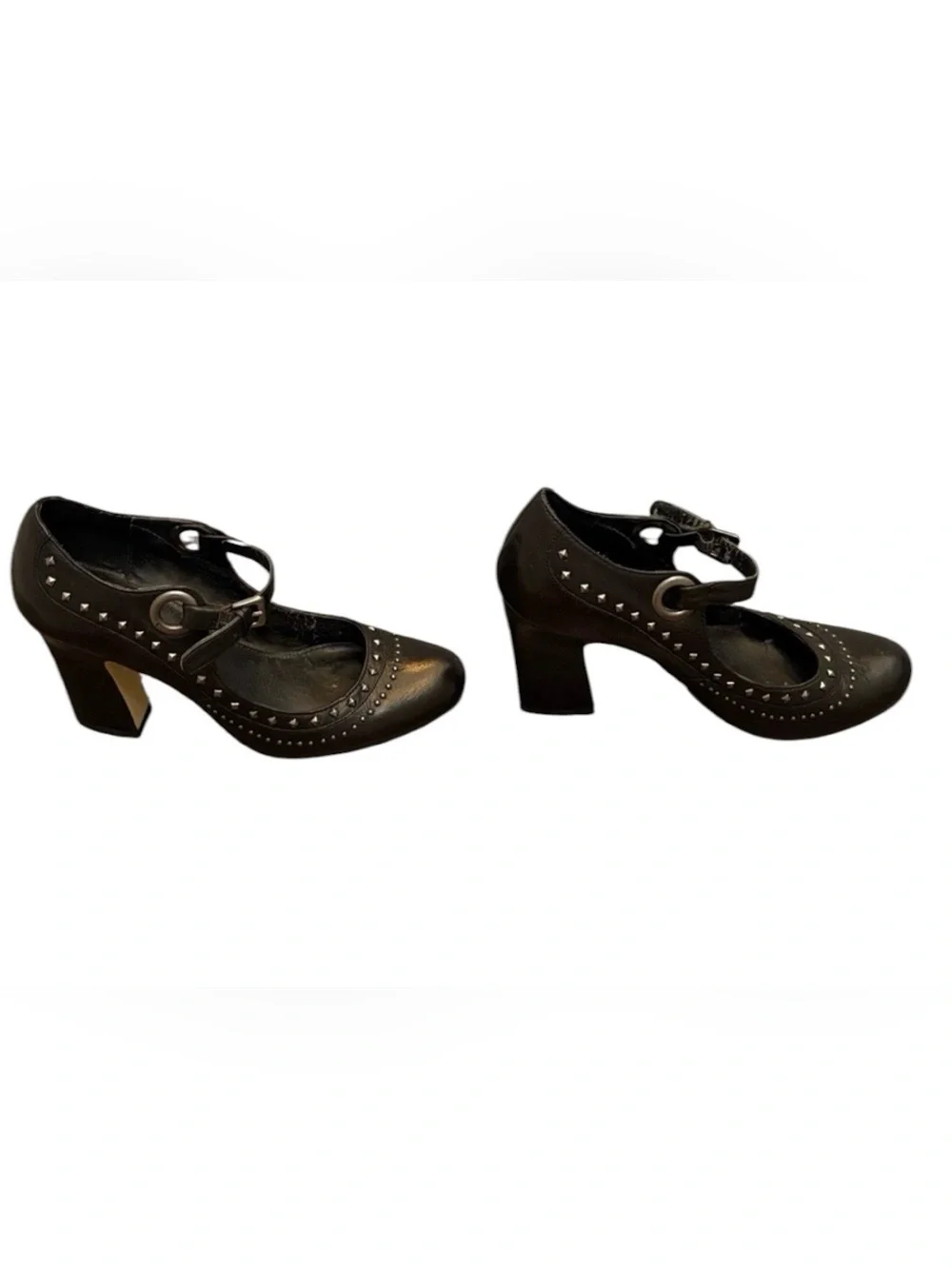 B. Makowsky Black Leather Studded Mary Jane Heels Size 6